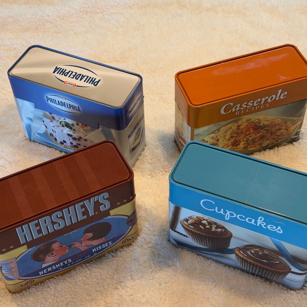 Vintage Recipe Tin Lot Hershey Philadelphia Cupcakes‎ Casserole w Recipe Cards